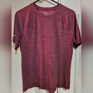 Old Navy Performance Active Tee – Men’s Maroon – Size M
